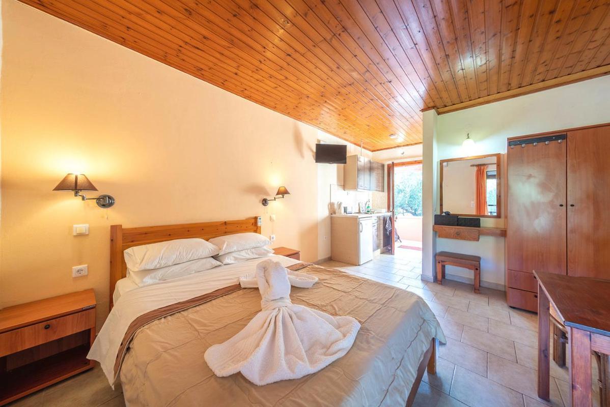 Mimosa Apartments With Pool Paleokastritsa Luaran gambar
